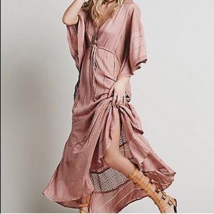 Free People Oh Valencia Kaftan RARE 🌸